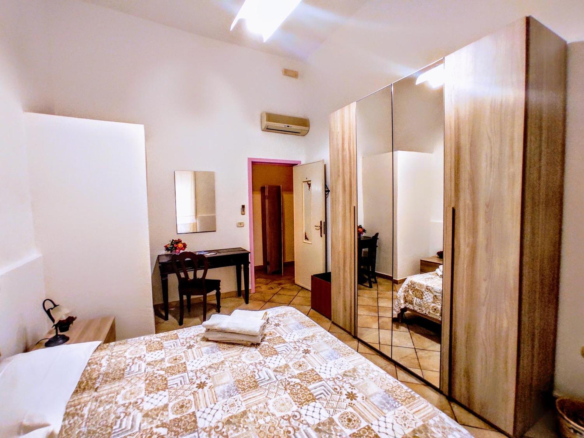Domo Janas Guesthouse Olbia Extérieur photo