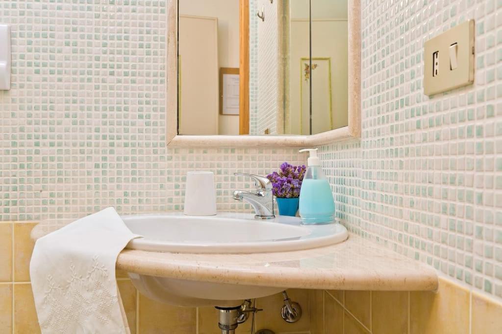 Domo Janas Guesthouse Olbia Extérieur photo