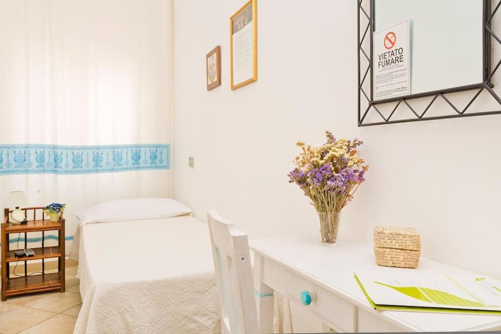 Domo Janas Guesthouse Olbia Extérieur photo